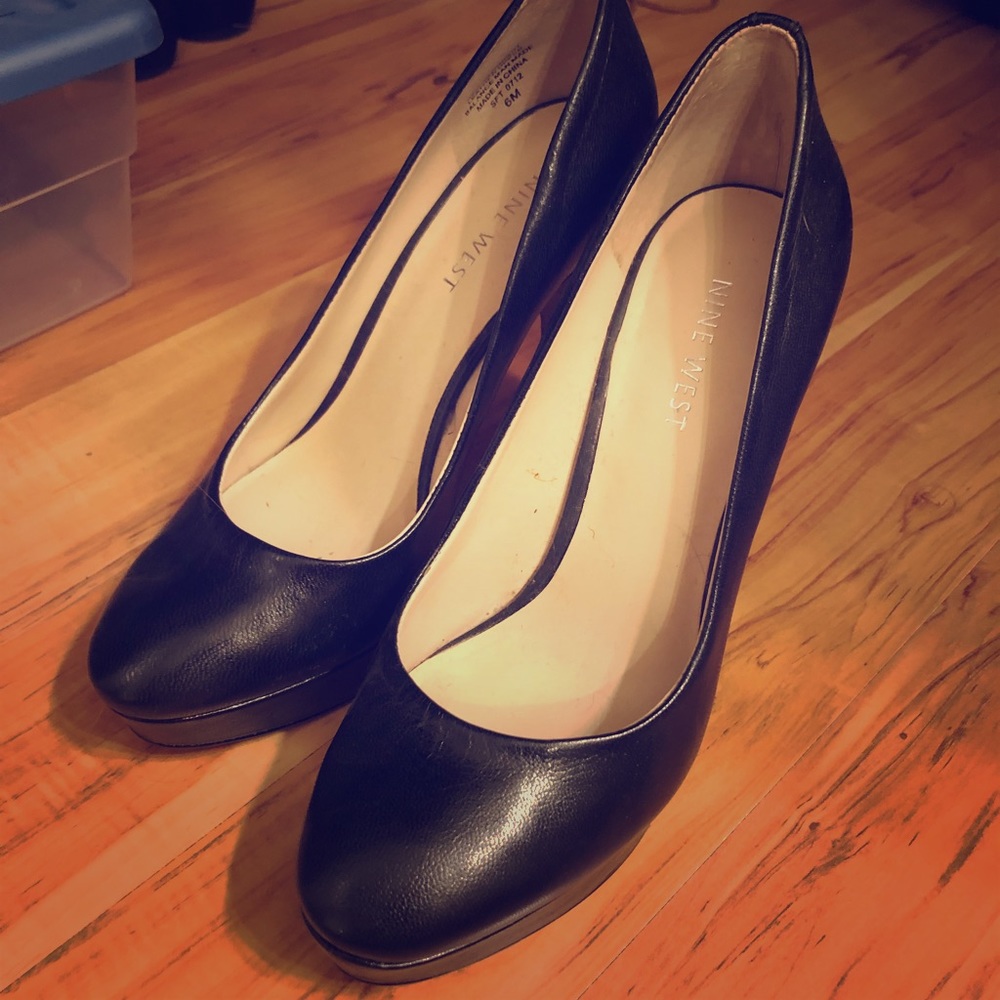 Nine West heels size 6 gorgeous like new!